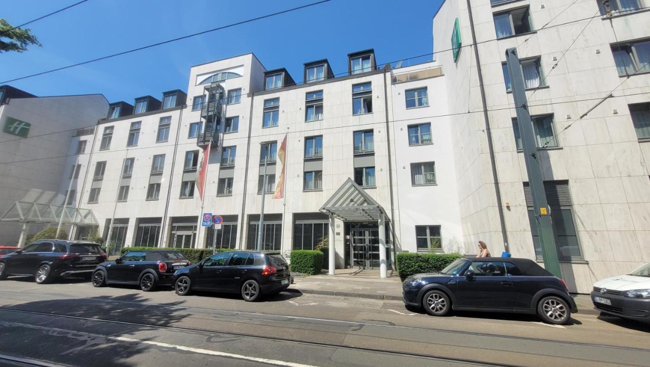 Nice Apartment In Modern Center Of Duesseldorf Esterno foto